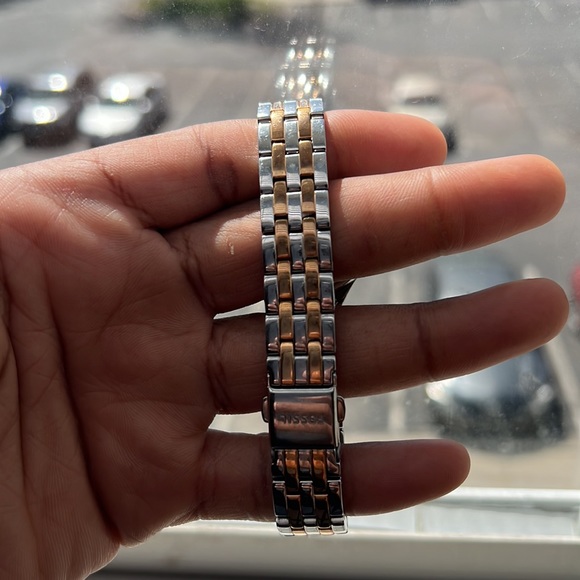 Watch - Picture 2 of 3